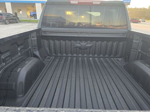 Certified 2025 Chevrolet Silverado 1500 Custom Trail Boss AWD/4WD image 7