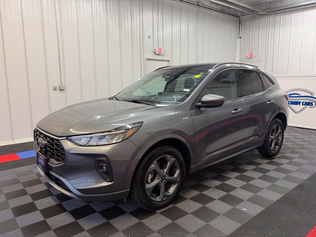 Used 2023 Ford Escape ST-Line Select AWD/4WD image 7