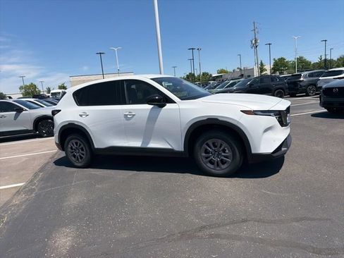 New 2026 MAZDA CX-5 Select AWD/4WD image 3