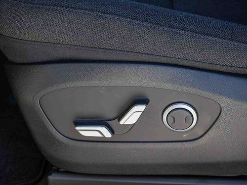 New 2026 Hyundai Ioniq 9 SE image 22