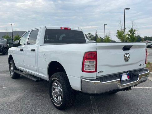 Certified 2024 RAM 2500 Tradesman w/ Chrome Appearance Group AWD/4WD image 18