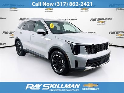 Used 2025 Kia Sorento S