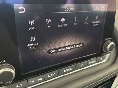 Certified 2023 Nissan Rogue SV FWD image 13