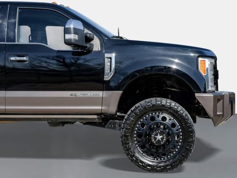 Used 2018 Ford F350 King Ranch w/ King Ranch Ultimate Package image 7