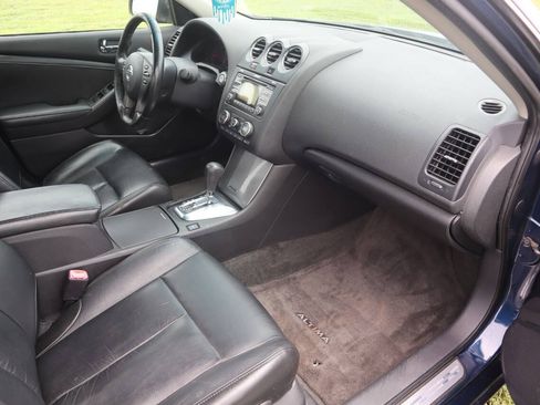 Used 2012 Nissan Altima 2.5 SL w/ 2.5SL Pkg FWD image 25