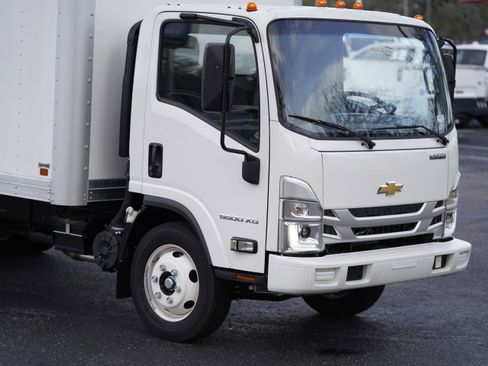 New 2025 Chevrolet Low Cab Forward 5500XG RWD image 51