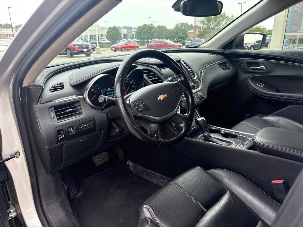 Used 2017 Chevrolet Impala LT w/ Leather Package FWD image 10
