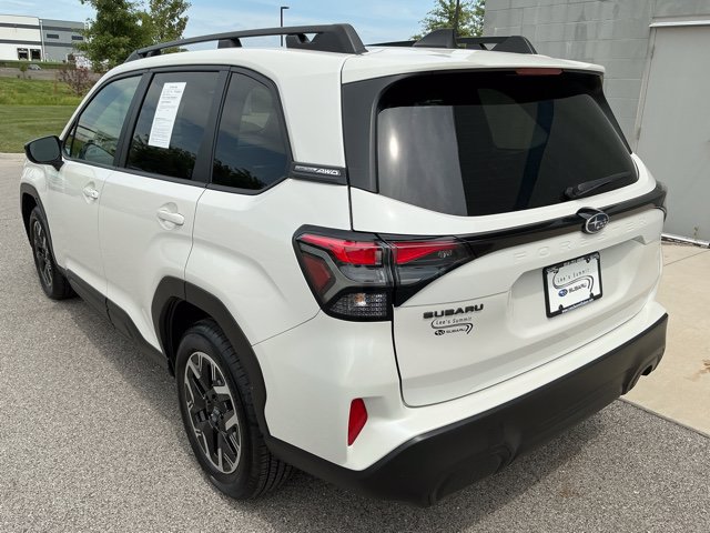 Certified 2025 Subaru Forester Premium AWD/4WD image 2