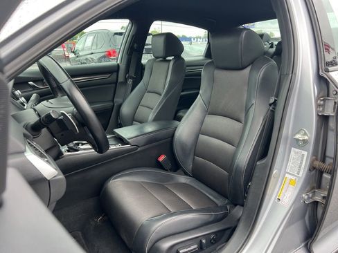 Used 2018 Honda Accord Sport image 17