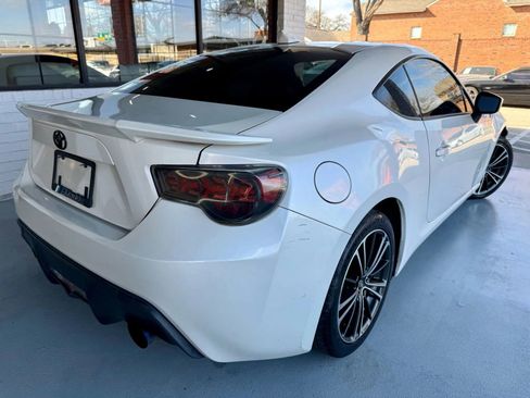 Used 2013 Scion FR-S image 4