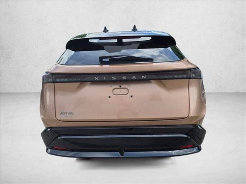 Certified 2023 Nissan Ariya FWD image 6