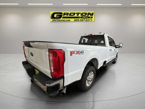 Used 2023 Ford F350 XLT w/ FX4 Off-Road Package AWD/4WD image 4