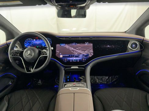 Certified 2023 Mercedes-Benz EQS 580 4MATIC Sedan image 27