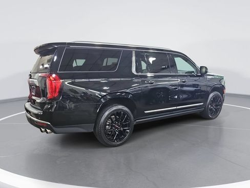 Used 2023 GMC Yukon XL Denali w/ LPO, Floor Liner Package AWD/4WD image 3