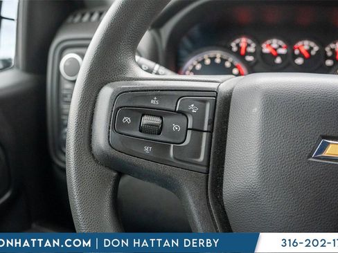 Used 2022 Chevrolet Silverado 1500 Custom image 11