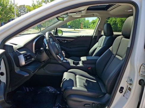 Used 2025 Subaru Outback Limited AWD/4WD image 15