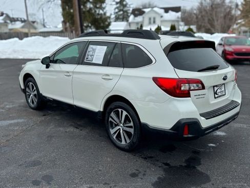 Used 2019 Subaru Outback 2.5i Limited image 6