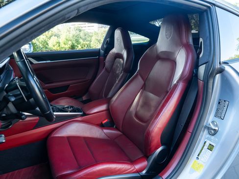 Used 2020 Porsche 911 Carrera S RWD image 8