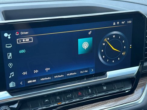 Used 2025 Chevrolet Silverado 1500 LT image 26