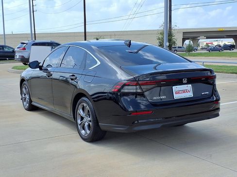 Used 2024 Honda Accord EX image 2