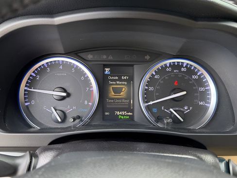 Used 2019 Toyota Highlander Limited Platinum image 44