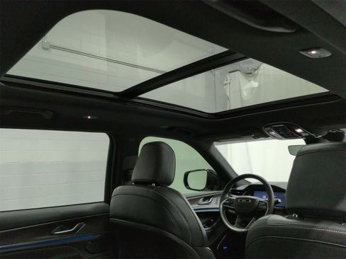 Certified 2023 Jeep Grand Cherokee L Overland image 23