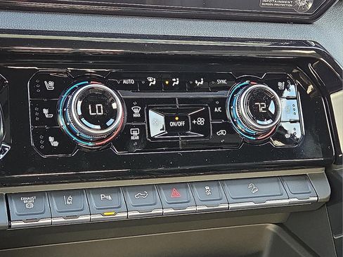 New 2026 GMC Sierra 2500 AT4 w/ AT4 Premium Plus Package image 19