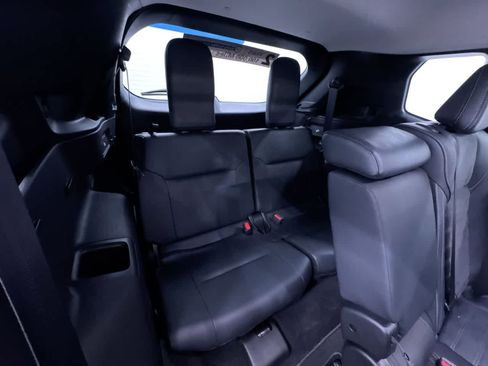 Used 2025 Mitsubishi Outlander SE FWD image 42