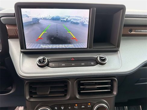 Used 2023 Ford Maverick Lariat w/ Lariat Luxury Package image 22