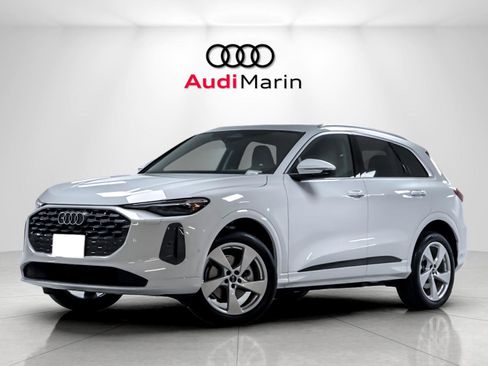 Certified 2025 Audi Q5 Premium w/ Premium Plus AWD/4WD image 1