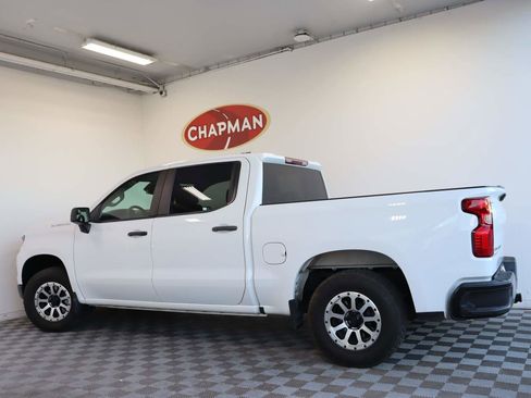 Used 2022 Chevrolet Silverado 1500 W/T w/ WT Value Package image 3