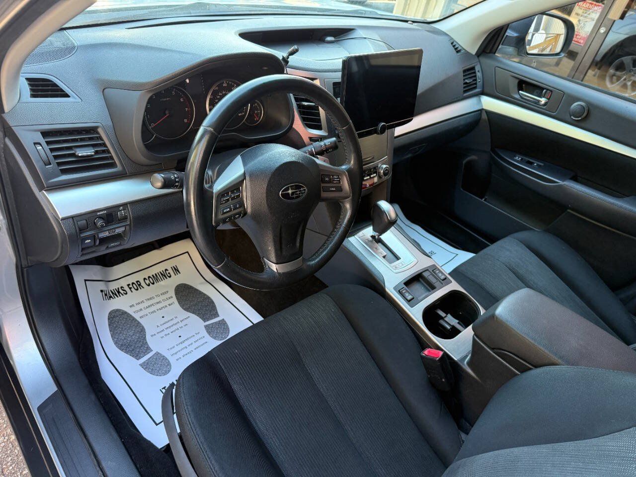 Used 2013 Subaru Outback 2.5i Premium w/ All-Weather Pkg AWD/4WD image 11