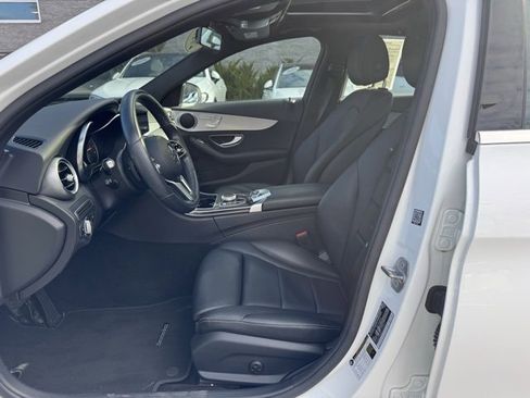 Used 2019 Mercedes-Benz C 300 4MATIC Sedan image 12