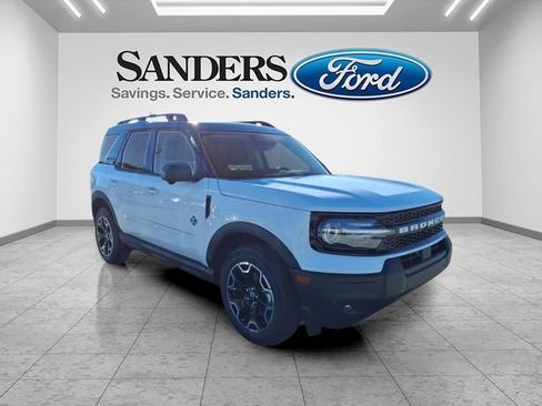 New 2025 Ford Bronco Sport Outer Banks w/ Outer Banks Tech Package+ AWD/4WD image 1