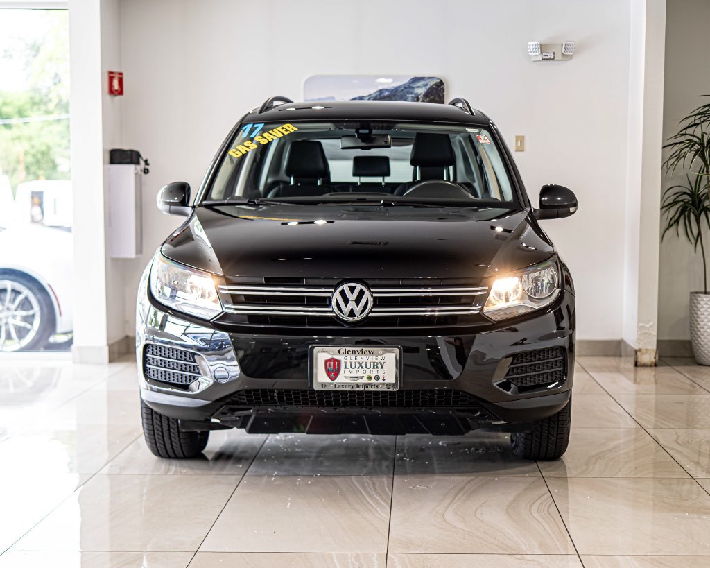 Used 2017 Volkswagen Tiguan S AWD/4WD image 2