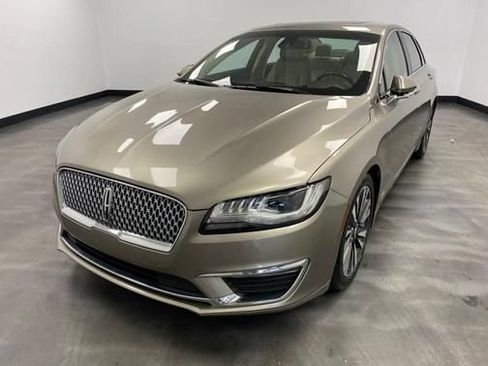 Used 2018 Lincoln MKZ Reserve w/ Climate Package AWD/4WD image 2