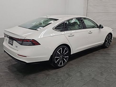 New 2026 Honda Accord Touring image 8