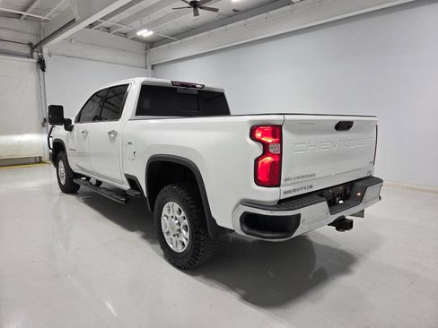 Used 2023 Chevrolet Silverado 2500 LTZ w/ LTZ Plus Package image 5