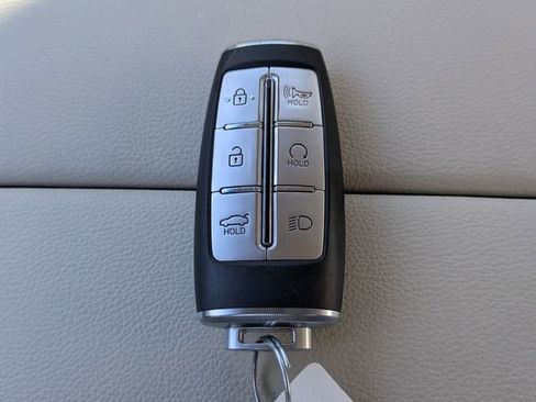 Used 2023 Genesis G80 2.5T w/ Advanced Package RWD image 30