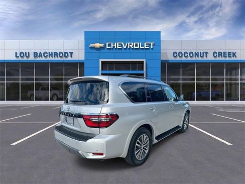 Used 2023 Nissan Armada SL w/ Captain's Chairs Package image 8