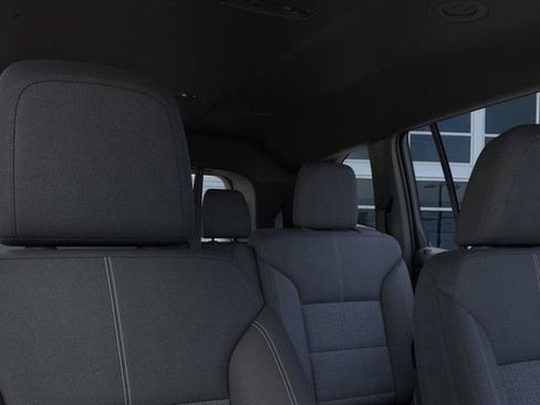 New 2026 GMC Acadia Elevation FWD image 24