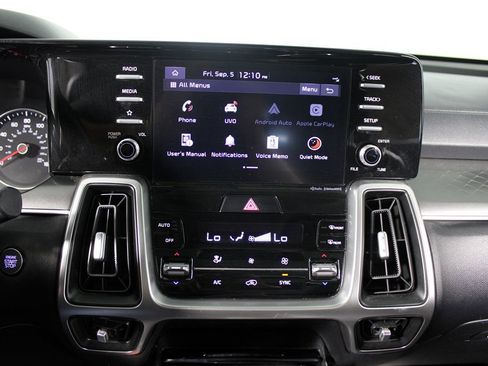 Used 2021 Kia Sorento S w/ Panoramic Sunroof Package image 8