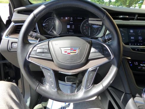 Used 2021 Cadillac XT5 Sportv w/ Platinum Package AWD/4WD image 27