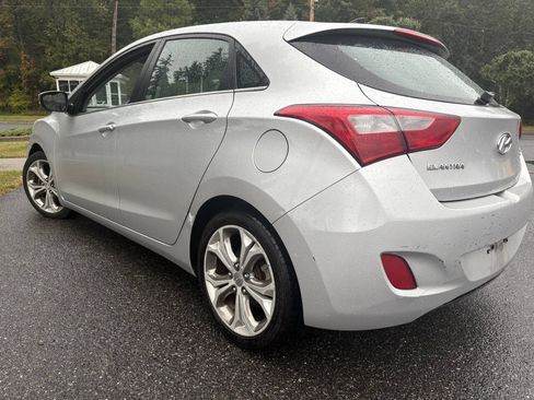 Used 2013 Hyundai Elantra GT w/ Style Pkg FWD image 9