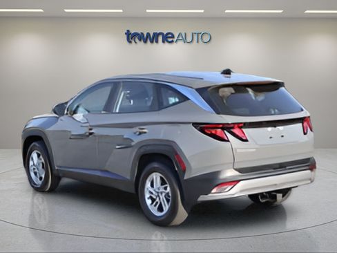 Used 2026 Hyundai Tucson SE AWD/4WD image 3