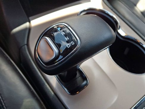 Used 2015 Jeep Grand Cherokee Summit AWD/4WD image 16