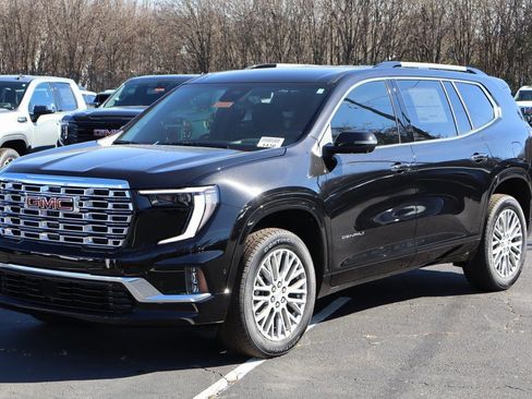 New 2026 GMC Acadia Denali w/ Super Cruise Package image 2