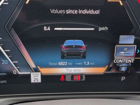 Used 2026 BMW 330i Sedan w/ M Sport Package image 22