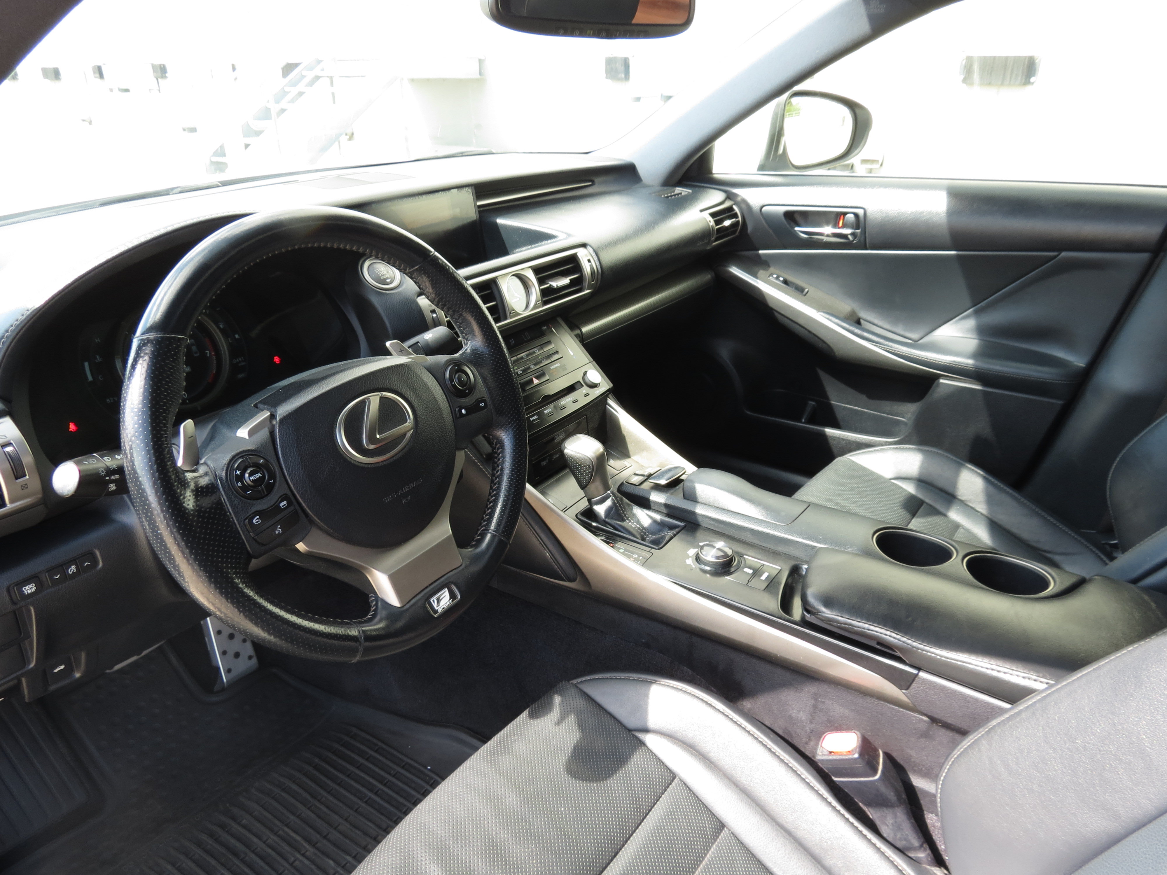 Used 2014 Lexus IS 350 w/ F Sport Package RWD image 25