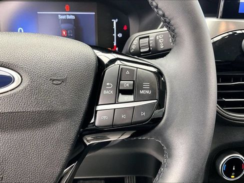Certified 2023 Ford Escape Active AWD/4WD image 19